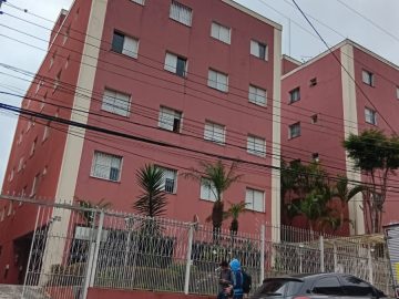 Aluga-se - Condom�nio Residencial Bandeirantes